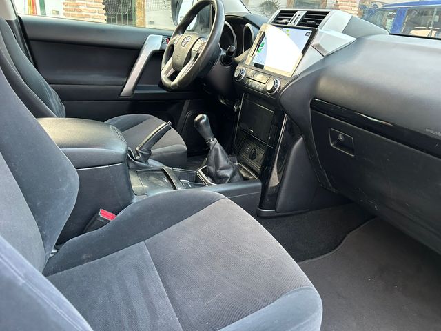 Toyota Land Cruiser 150 2016