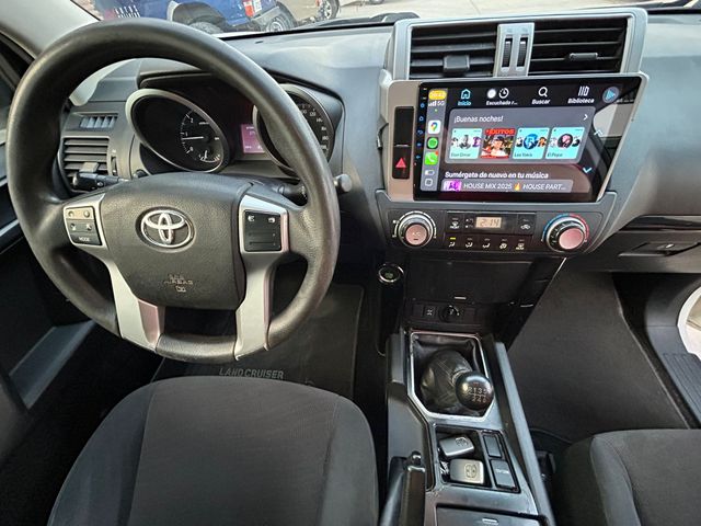 Toyota Land Cruiser 150 2016