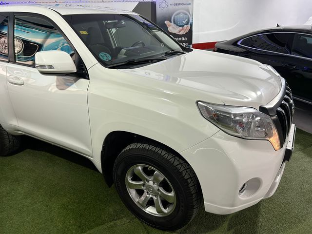Toyota Land Cruiser 150 2016