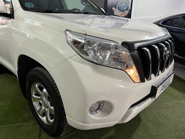 Toyota Land Cruiser 150 2016