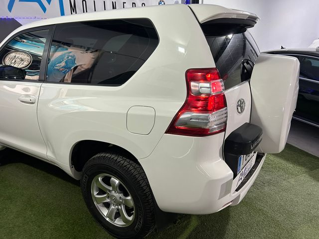 Toyota Land Cruiser 150 2016