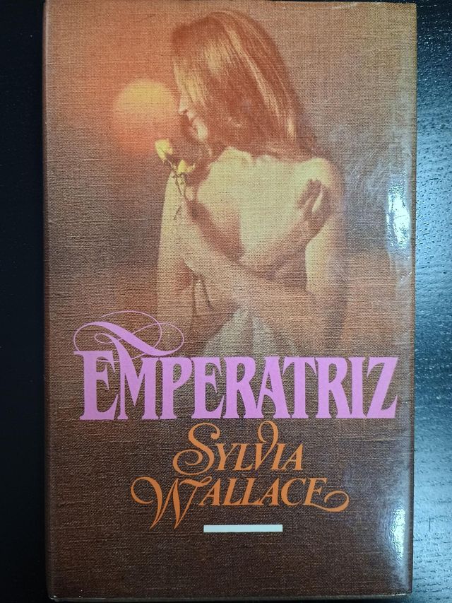 Emperatriz - Sylvia Wallace