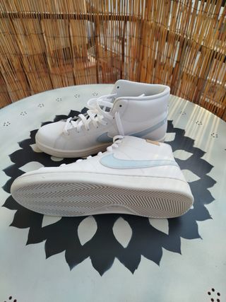 Zapatillas Nike Court Royale blancas