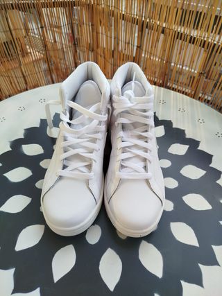 Zapatillas Nike Court Royale blancas