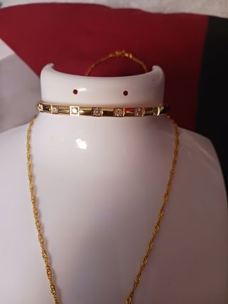 Conjunto chapado oro y circonitas.