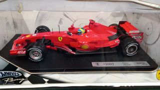 HWK6630 Hot Wheels Ferrari F2007 Felipe Massa 1/18