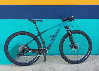 Bicicleta montaña Berria: ¡Impecable! negociable