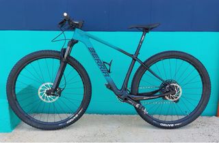 Bicicleta montaña Berria: ¡Impecable! negociable