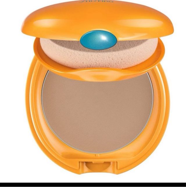 Shiseido: Fondotinta compatto natural