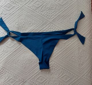 Bikini azul - Baño