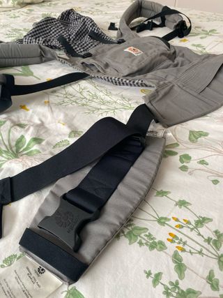 Ergobaby Portabebés Gris