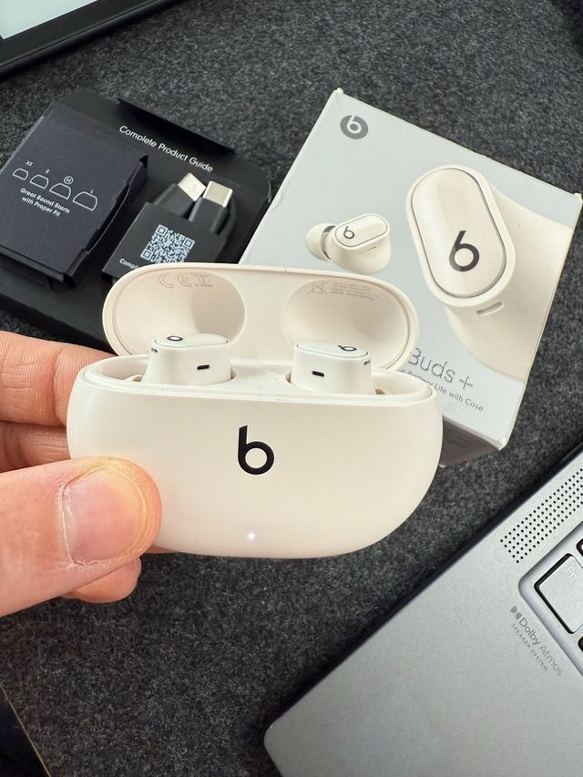 Beats Studio Buds+ Beige - Como nuevos