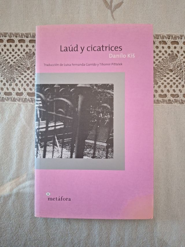 Laúd y cicatrices