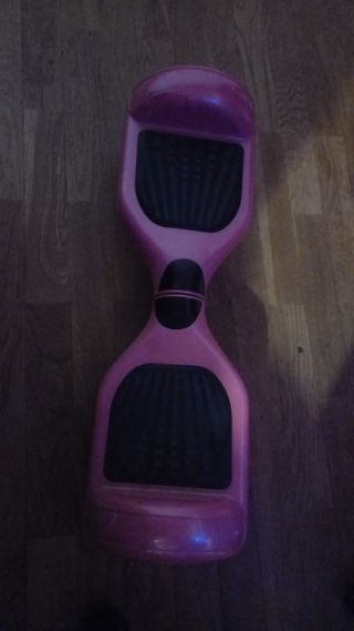 Patinete eléctrico rosa