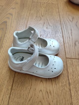 Scarpe Primigi bimba n.22
