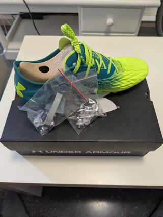 Botas fútbol Under Armour Clone Magnetico NUEVAS 