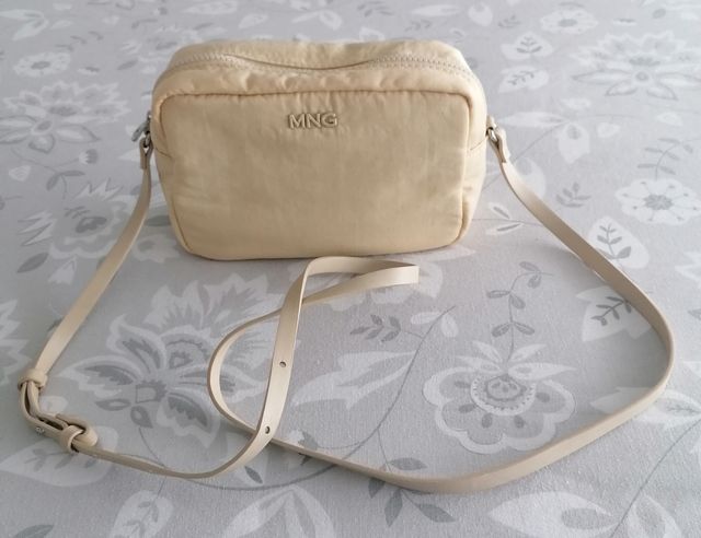 Bolso bandolera Mango beige