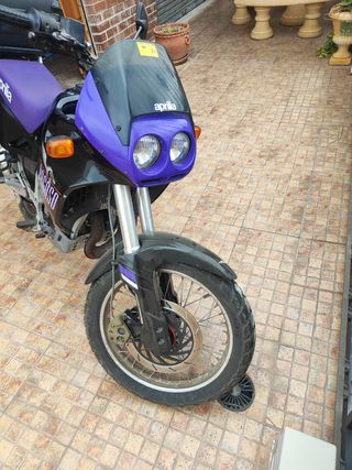 Aprilia Pegaso 125cc - Moto