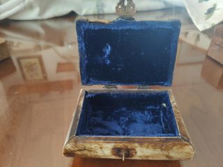 Caja antigua estilo árabe