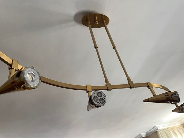 Lampara dorada 4 focos