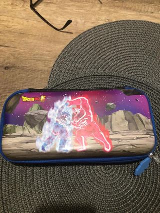 KIT NINTENDO SWITCH EN PERFECTO ESTADO, SIN RASGUÑ