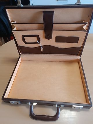 Maletín vintage marrón