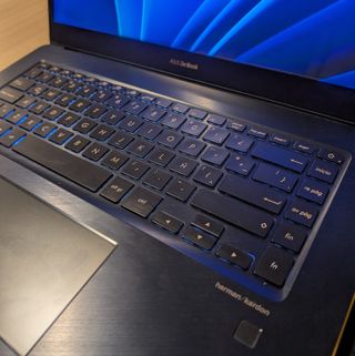 ASUS ZenBook Pro 15 UX580 - i9, GTX 1050 Ti, 16GB