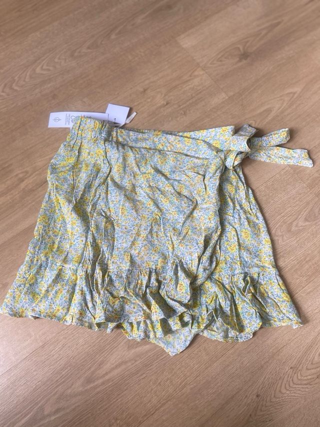 Mini Falda Floral-Amarilla-verde Talla M