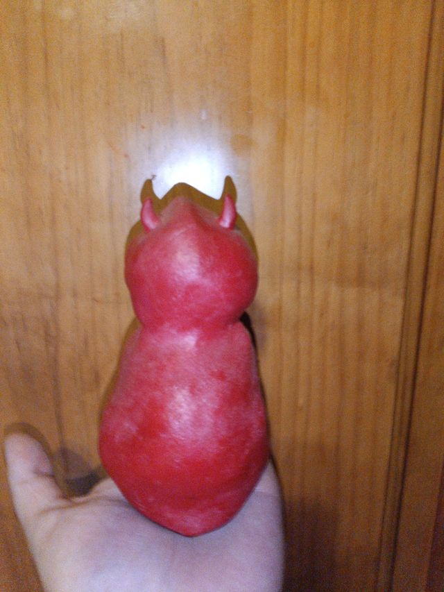 Gatito diablo capa roja  OFERTA 5€