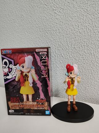 Distintas figuras de One Piece