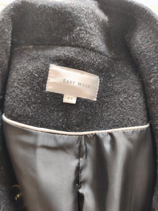 Abrigo negro mujer