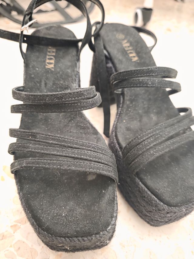 Sandalias tacón esparto negras