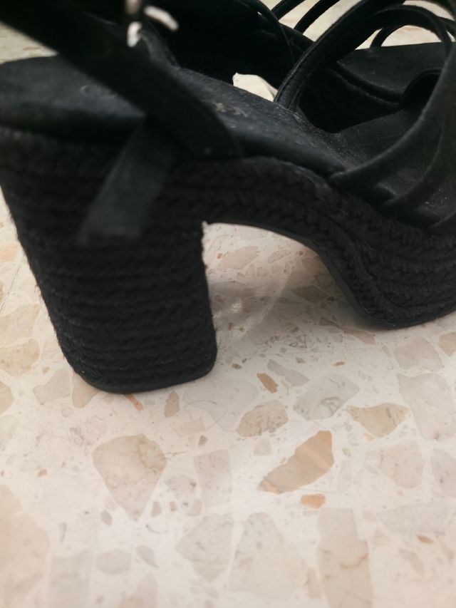 Sandalias tacón esparto negras