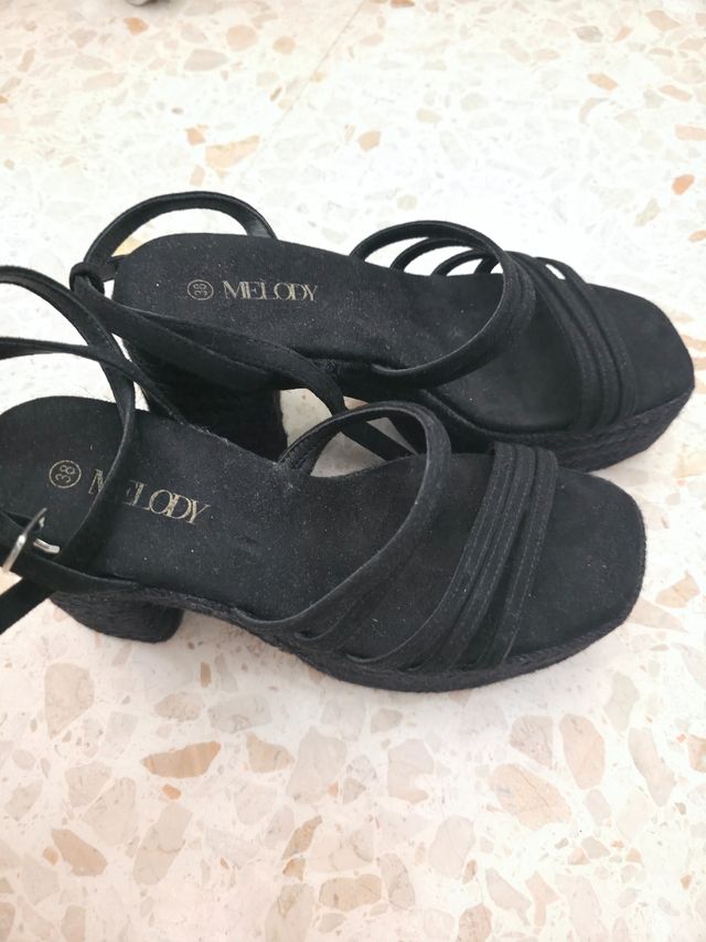 Sandalias tacón esparto negras