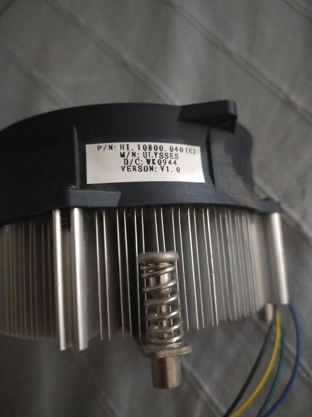 Ventilador enfriador de CPU