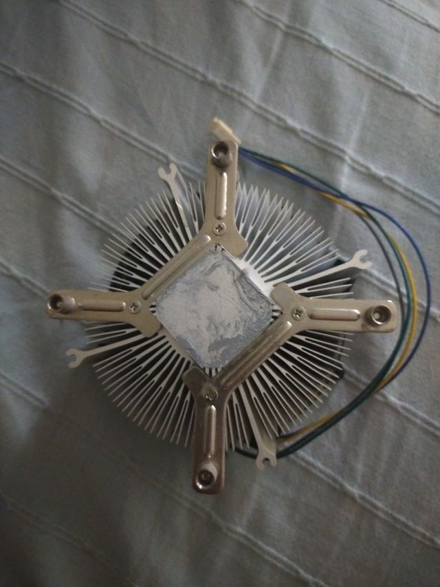 Ventilador enfriador de CPU
