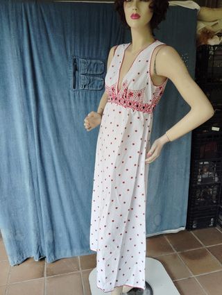 Vestido vintage blanco y rojo