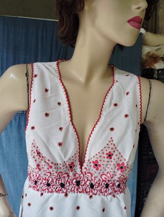 Vestido vintage blanco y rojo