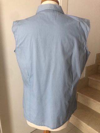Blusa azul sin mangas mujer