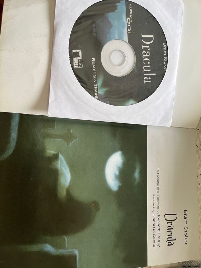 Dracula+cd (Reading & Training)