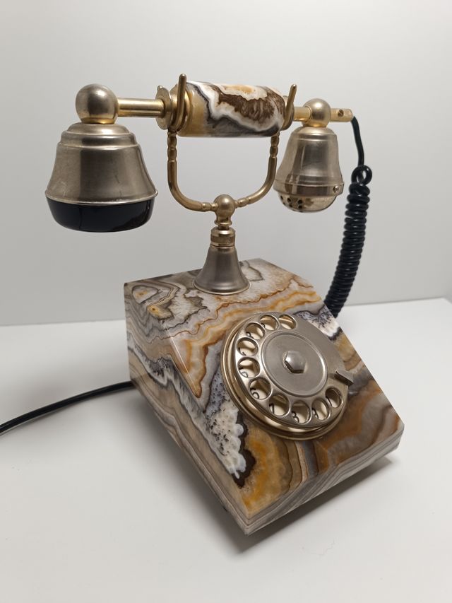 Telefono antico in marmo placcato oro 18K