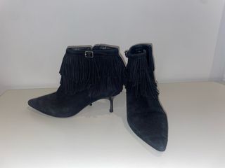 Botines Carolina Herrera negros