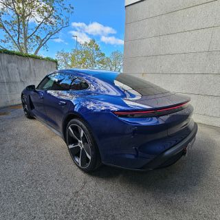 Porsche Taycan 42*SPORT-CHRONO*21"*VISION NOCTURNA