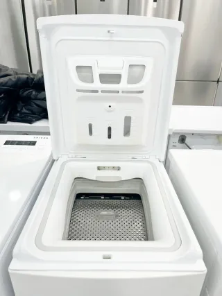 LAVADORA WHIRLPOOL 6.5KG 1200RPM A+++. SEMINUEVO