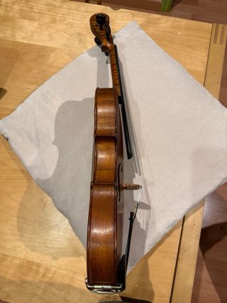 Violín 4/4 antiguo (finales 1800) perfecto estado.