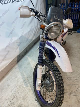 Yamaha TTR 250 Moto Trail