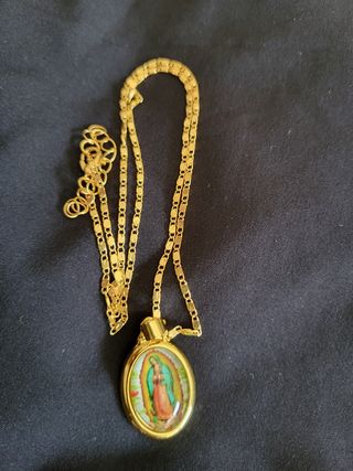 Collar Virgencita 
