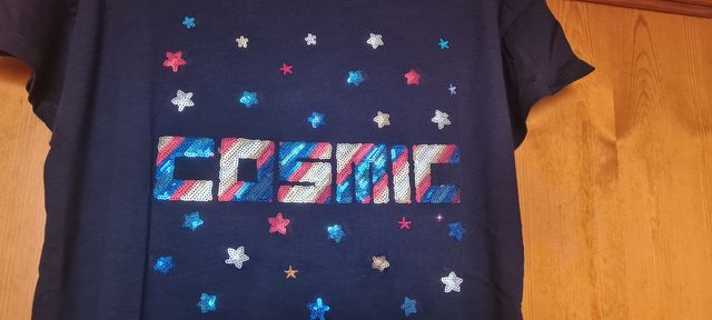 Camiseta con brillo Sfera