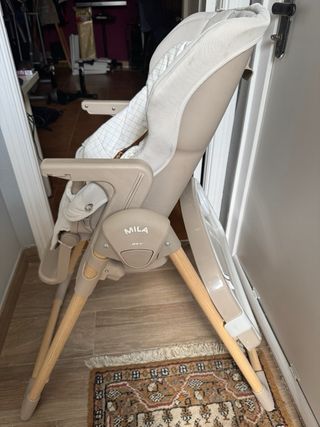 Trona Jane Mila beige plegable