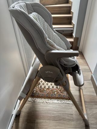 Trona Jane Mila beige plegable